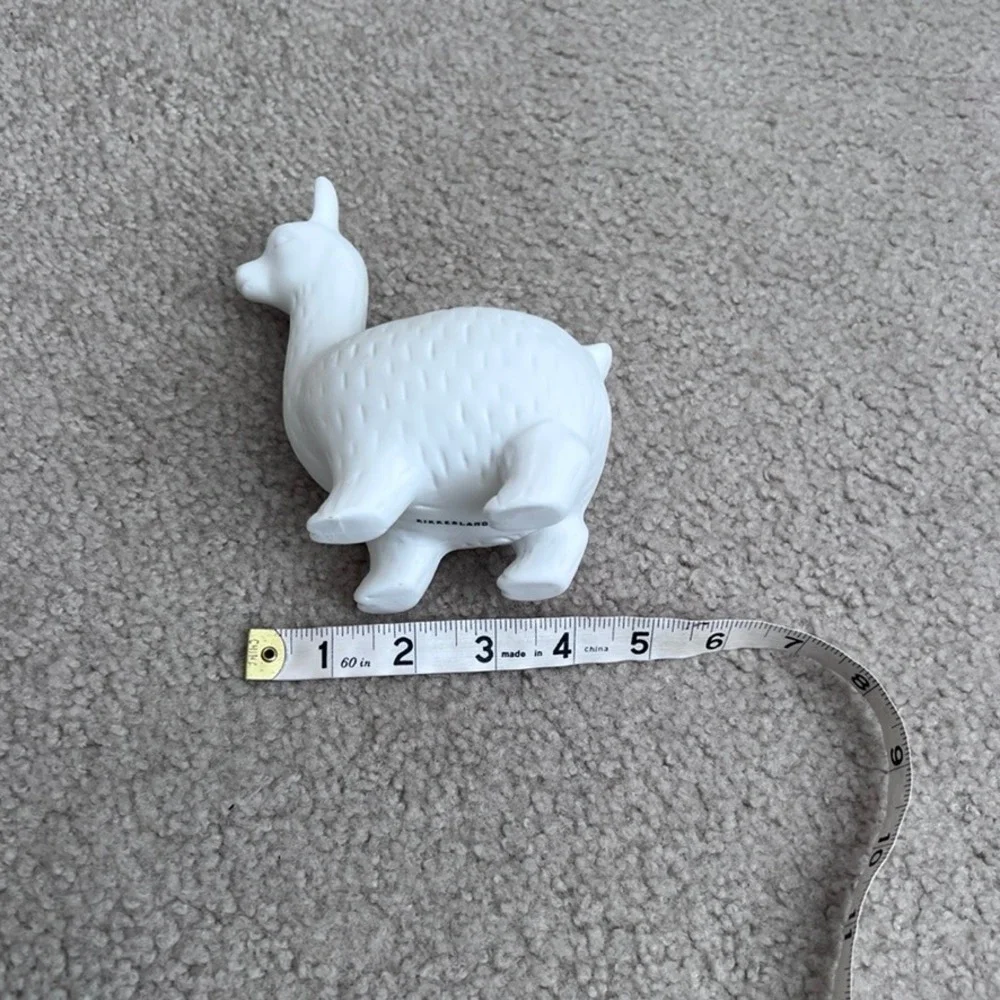 Kikkerland White Ceramic Llama Planter‎ Succulent Pot Animal Figurine